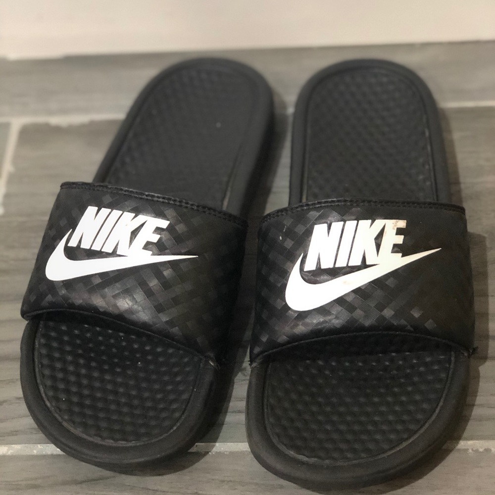 Nike slides